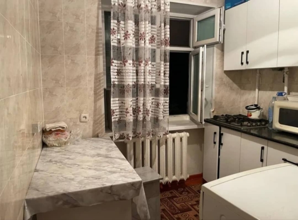Продаю 2-к квартиру (44 м²) в Бишкеке