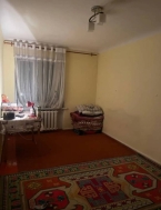 Продаю 2-к квартиру (44 м²) в Бишкеке
