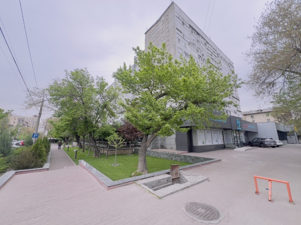 Продаю 2-к квартиру (58 м²) в Бишкеке