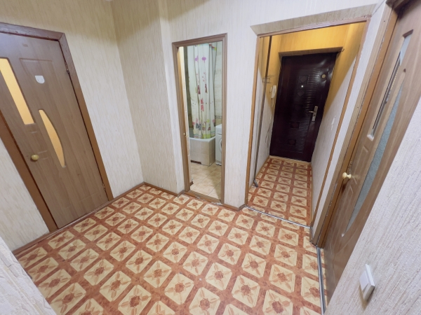 Продаю 2-к квартиру (58 м²) в Бишкеке