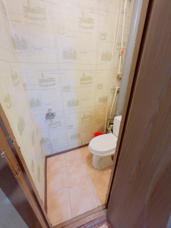 Продаю 2-к квартиру (58 м²) в Бишкеке