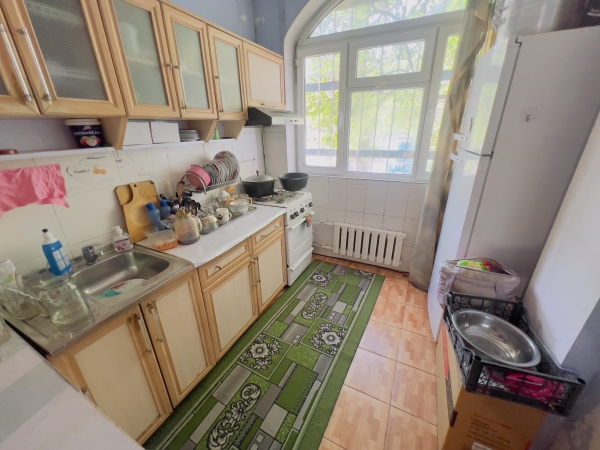Продаю 3-к квартиру (70 м²) в Бишкеке