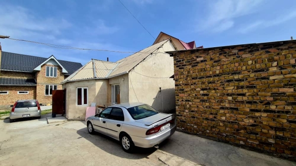 Продаю 2-к дом (50 м²) в Бишкеке