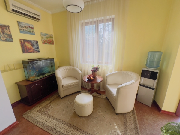 Продаю 4-к дом (130 м²) в Бишкеке