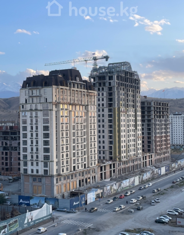 Продаю 1-к квартиру (47 м²) в Бишкеке