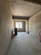 Продаю 2-к квартиру (79 м²) в Бишкеке