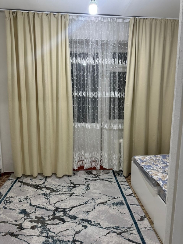 Продаю 2-к квартиру (43 м²) в Бишкеке