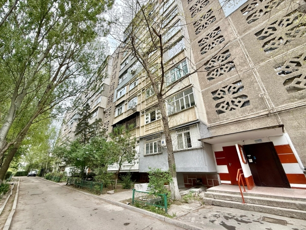 Продаю 2-к квартиру (53 м²) в Бишкеке