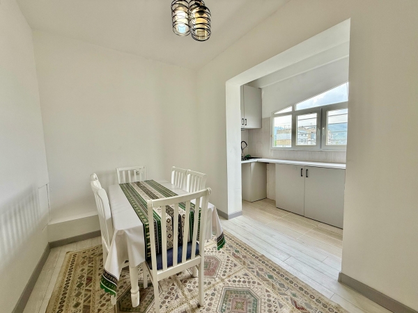 Продаю 2-к квартиру (53 м²) в Бишкеке