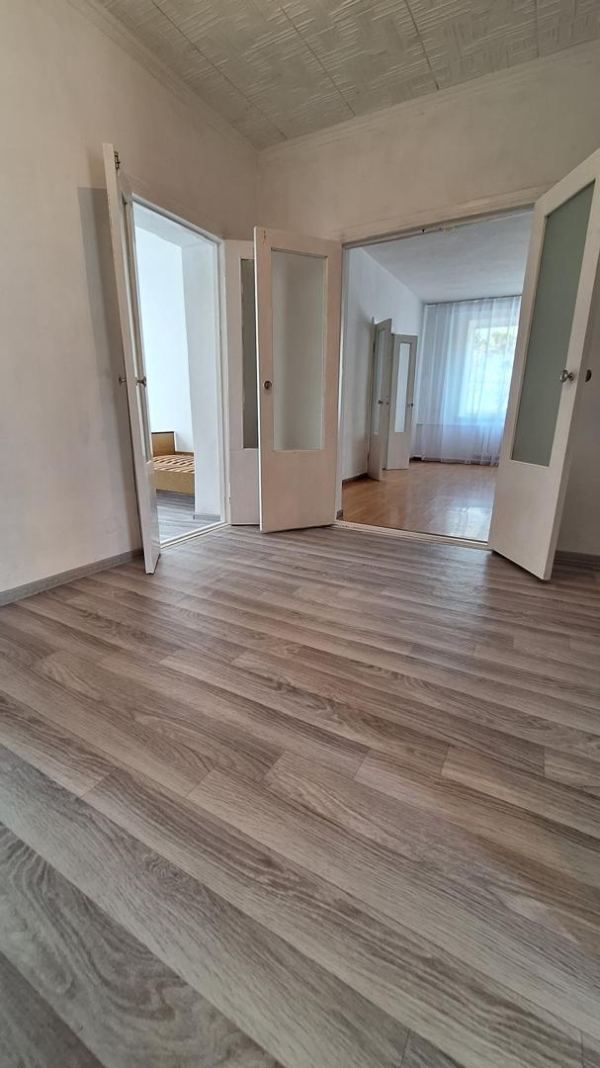 Продаю 3-к дом (77 м²) в Бишкеке