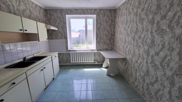 Продаю 3-к дом (77 м²) в Бишкеке