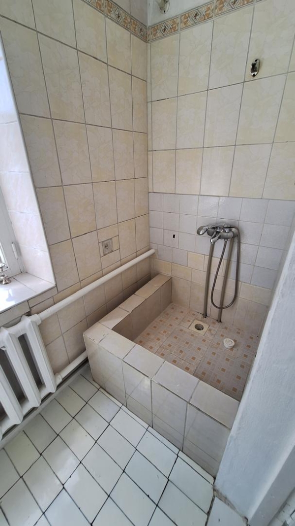 Продаю 3-к дом (77 м²) в Бишкеке