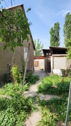 Продаю 3-к дом (77 м²) в Бишкеке