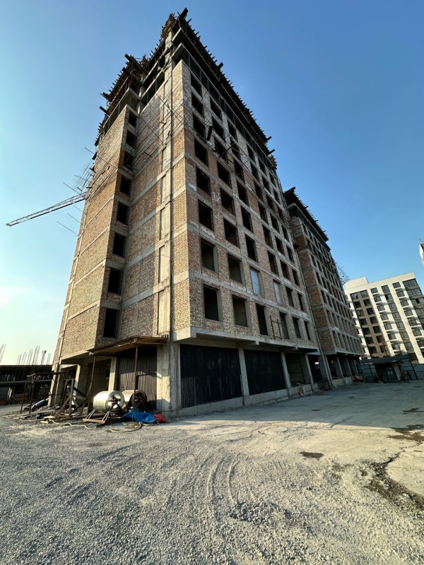 Продаю 3-к квартиру (100000 м²) в Бишкеке