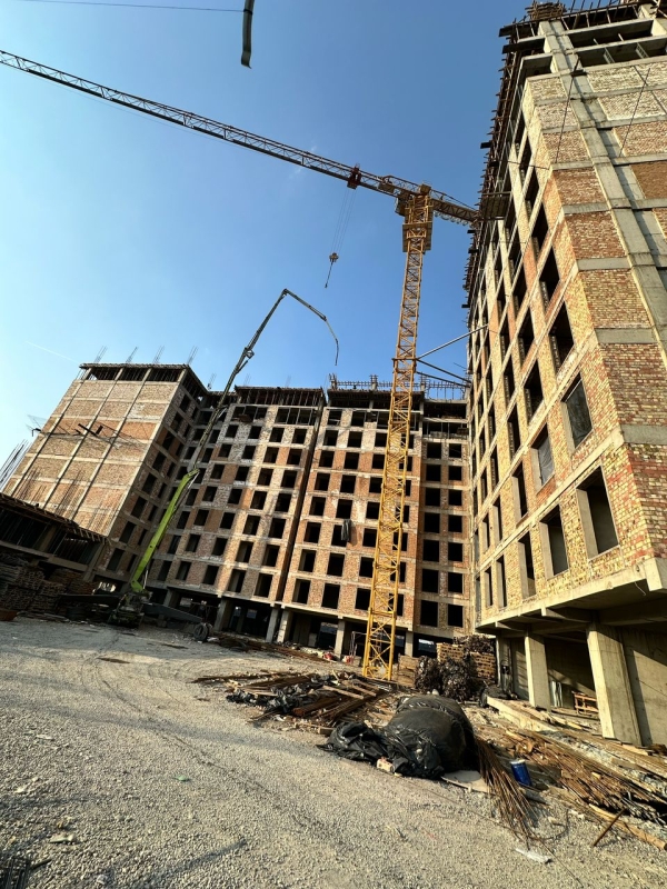 Продаю 3-к квартиру (100000 м²) в Бишкеке