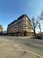 Продаю 3-к квартиру (100000 м²) в Бишкеке