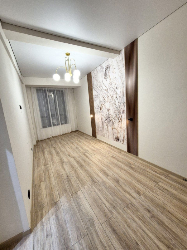 Продаю 2-к квартиру (63 м²) в Бишкеке