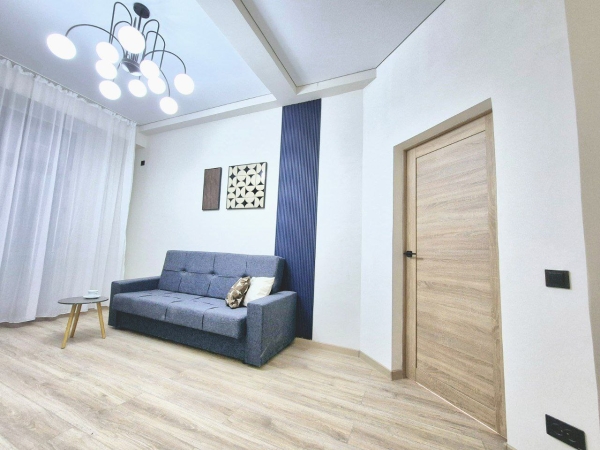 Продаю 2-к квартиру (63 м²) в Бишкеке