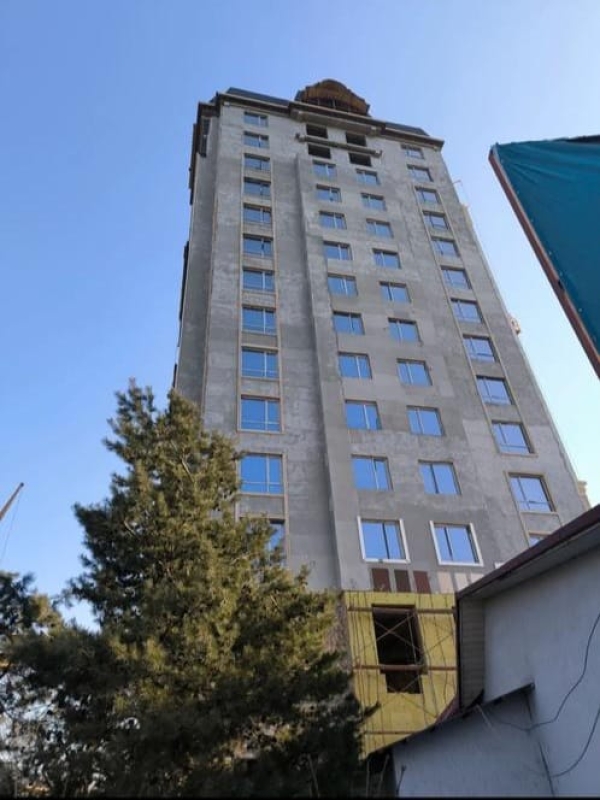 Продаю 1-к квартиру (59 м²) в Бишкеке