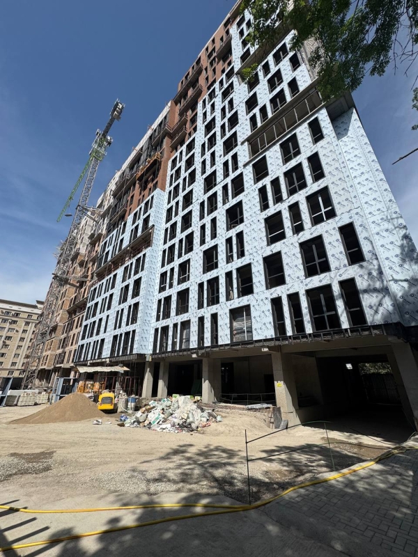 Продаю 3-к квартиру (89 м²) в Бишкеке