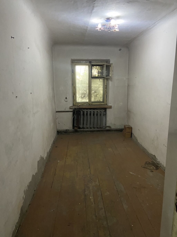Продаю 3-к квартиру (55 м²) в Бишкеке