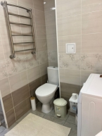 Продаю 3-к квартиру (107 м²) в Бишкеке