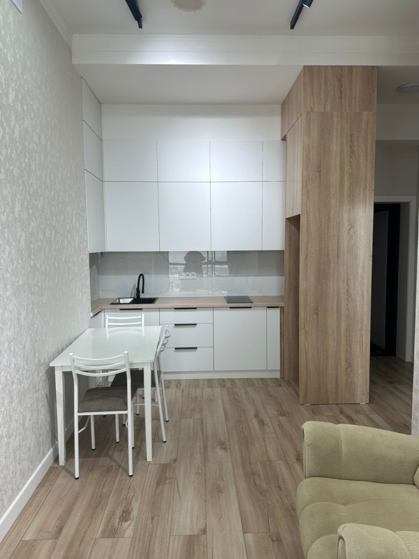 Продаю 1-к квартиру (41.6 м²) в Бишкеке