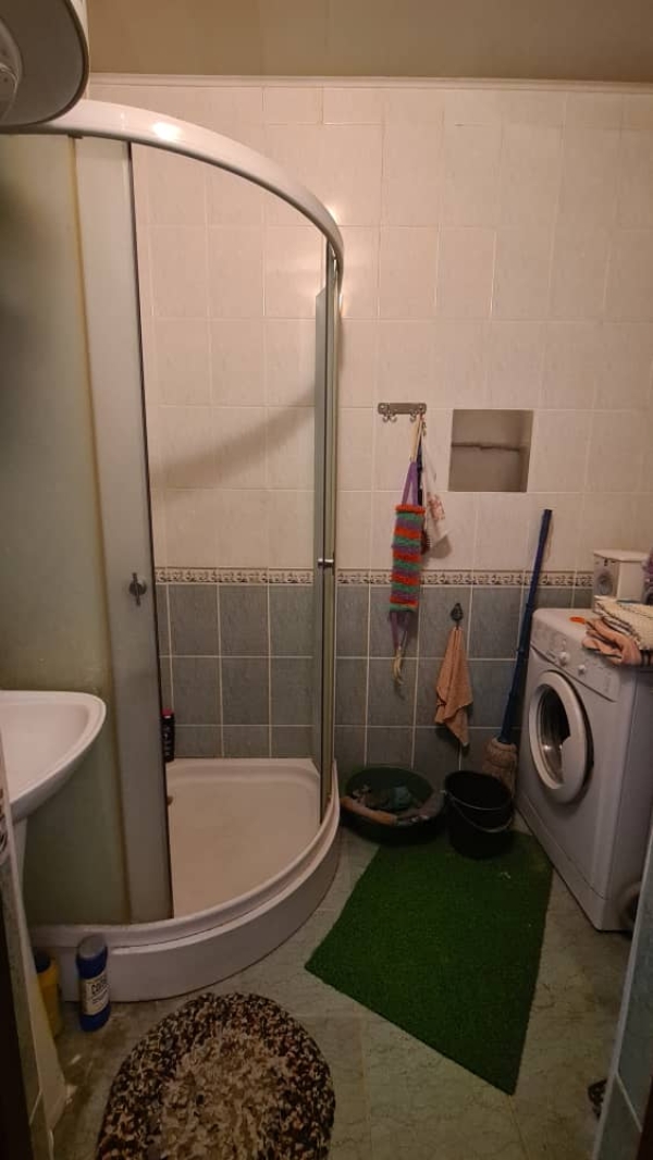 Продаю 2-к квартиру (50 м²) в Бишкеке