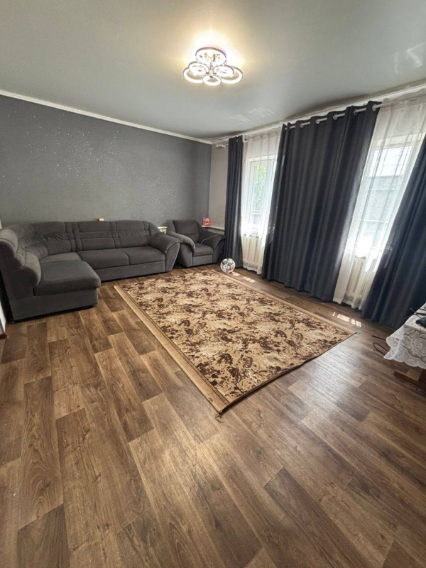 Продаю 5-к дом (192 м²) в Бишкеке