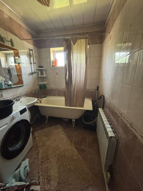 Продаю 5-к дом (192 м²) в Бишкеке