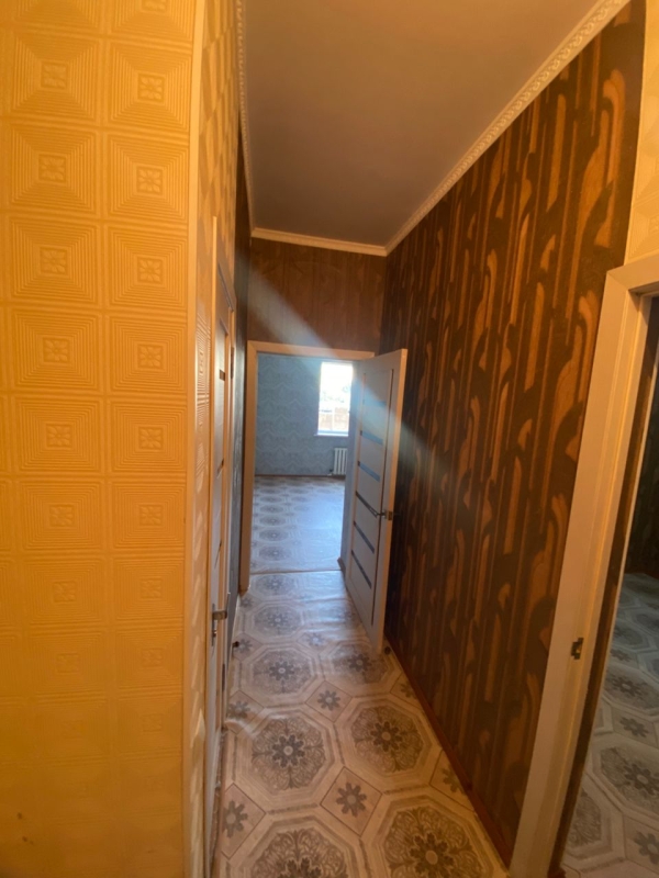 Продаю 1-к квартиру (38 м²) в Бишкеке