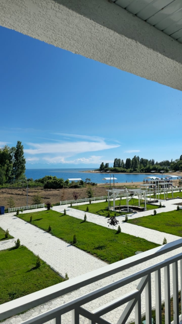 Сдаю 2-к квартиру (50 м²) на Иссык-Куле
