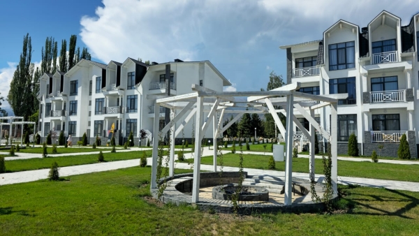 Сдаю 2-к квартиру (50 м²) на Иссык-Куле