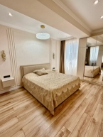Продаю 3-к квартиру (102 м²) в Бишкеке