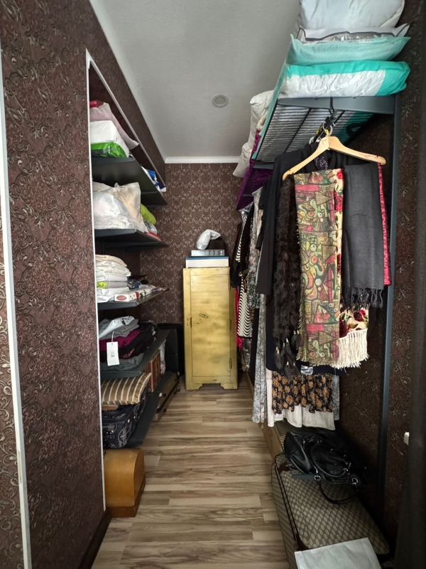 Продаю 3-к квартиру (106 м²) в Бишкеке