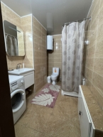 Продаю 3-к квартиру (106 м²) в Бишкеке