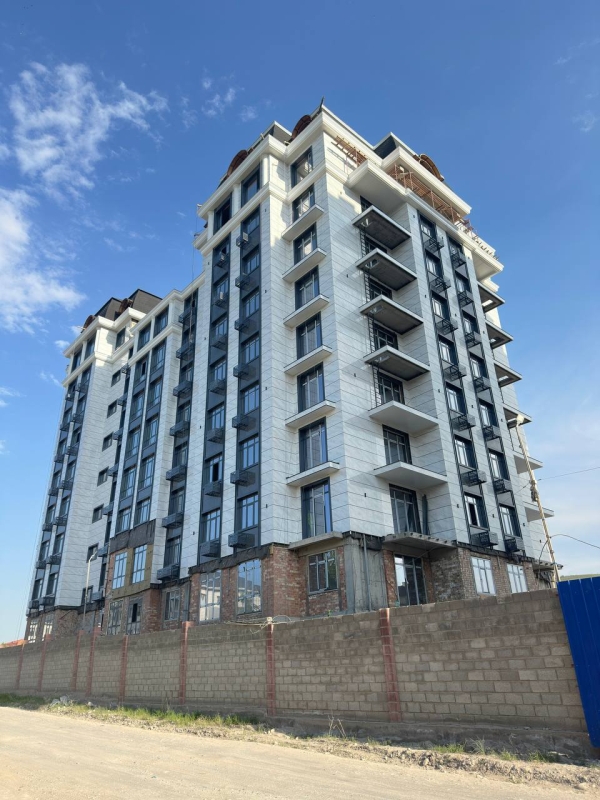 Продаю 1-к квартиру (45 м²) в Бишкеке