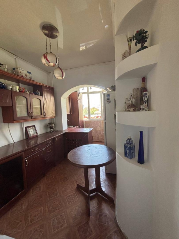 Продаю 3-к квартиру (62 м²) в Бишкеке
