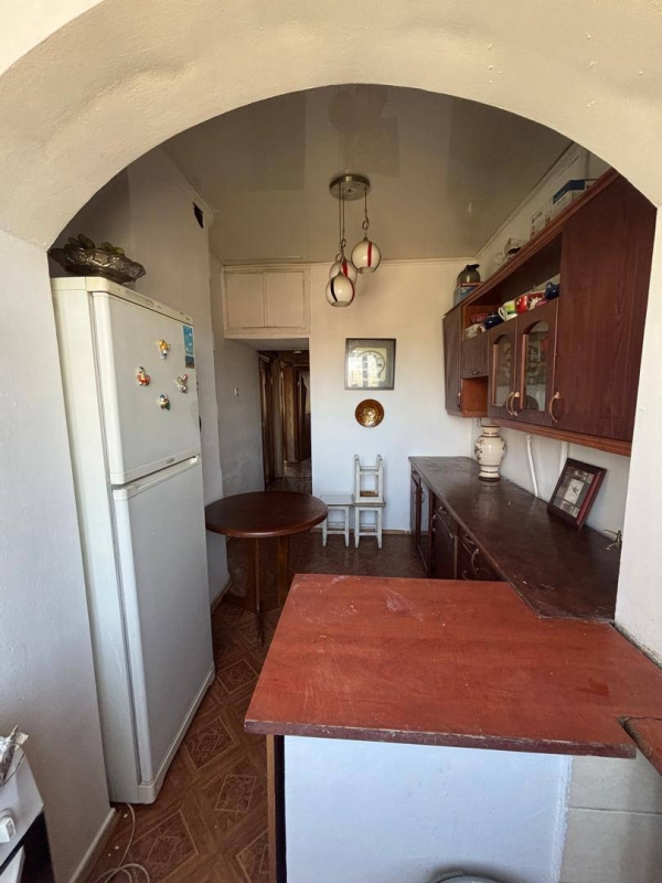 Продаю 3-к квартиру (62 м²) в Бишкеке