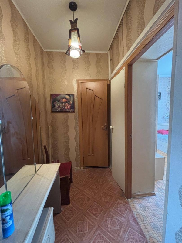 Продаю 3-к квартиру (62 м²) в Бишкеке
