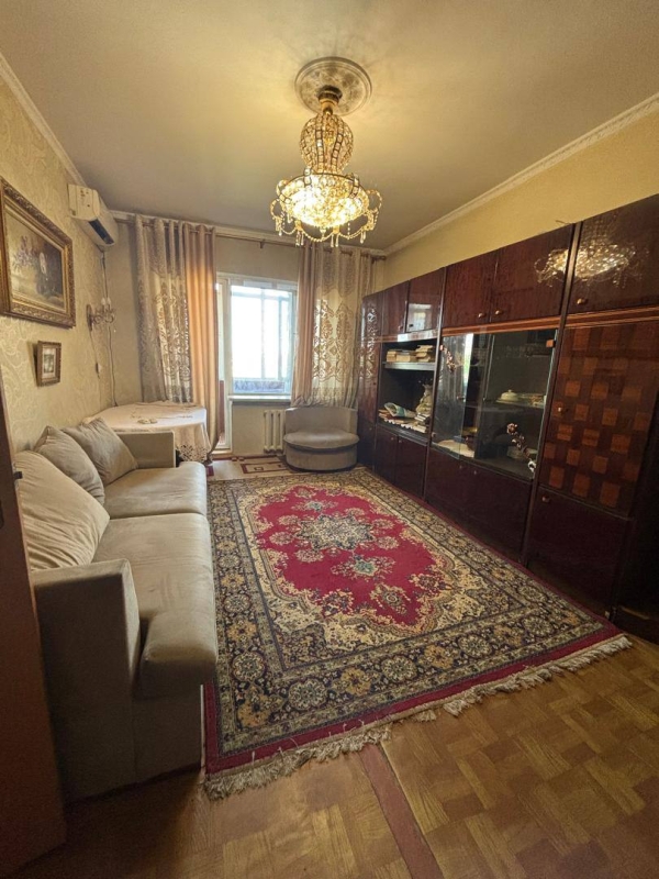 Продаю 3-к квартиру (62 м²) в Бишкеке