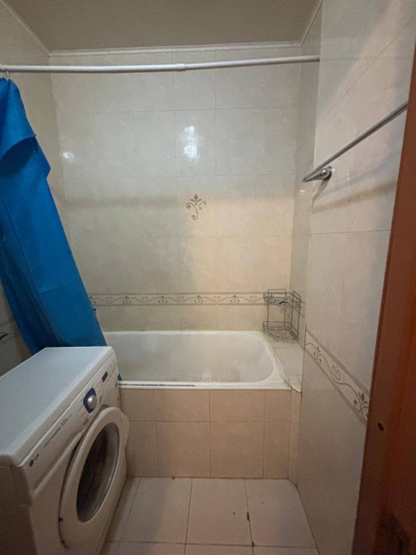 Продаю 3-к квартиру (62 м²) в Бишкеке
