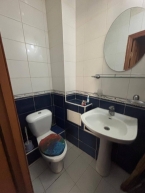 Продаю 3-к квартиру (62 м²) в Бишкеке