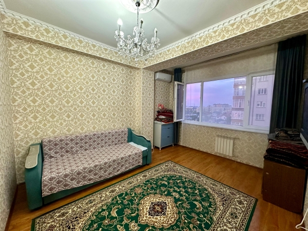Продаю 12-к квартиру (49 м²) в Бишкеке