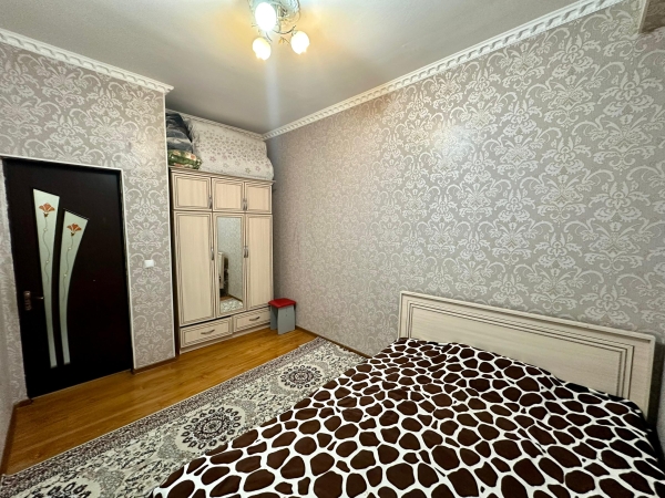 Продаю 12-к квартиру (49 м²) в Бишкеке