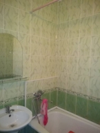 Продаю 3-к квартиру (66 м²) в Бишкеке