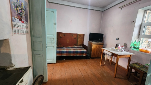 Продаю 2-к дом (34 м²) в Бишкеке