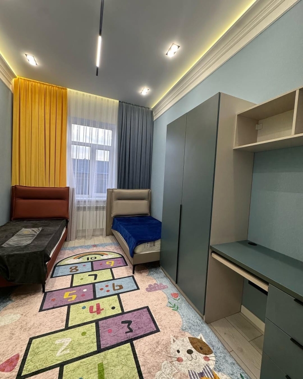 Продаю 4-к дом (130 м²) в Бишкеке
