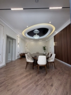 Продаю 8-к дом (270 м²) в Бишкеке