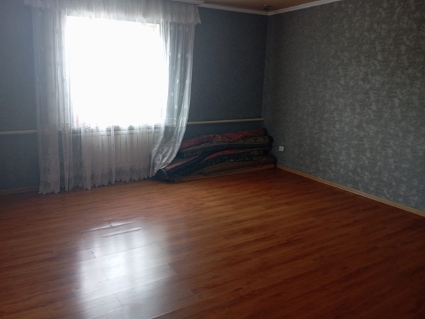 Продаю 5-к дом (210 м²) в Бишкеке